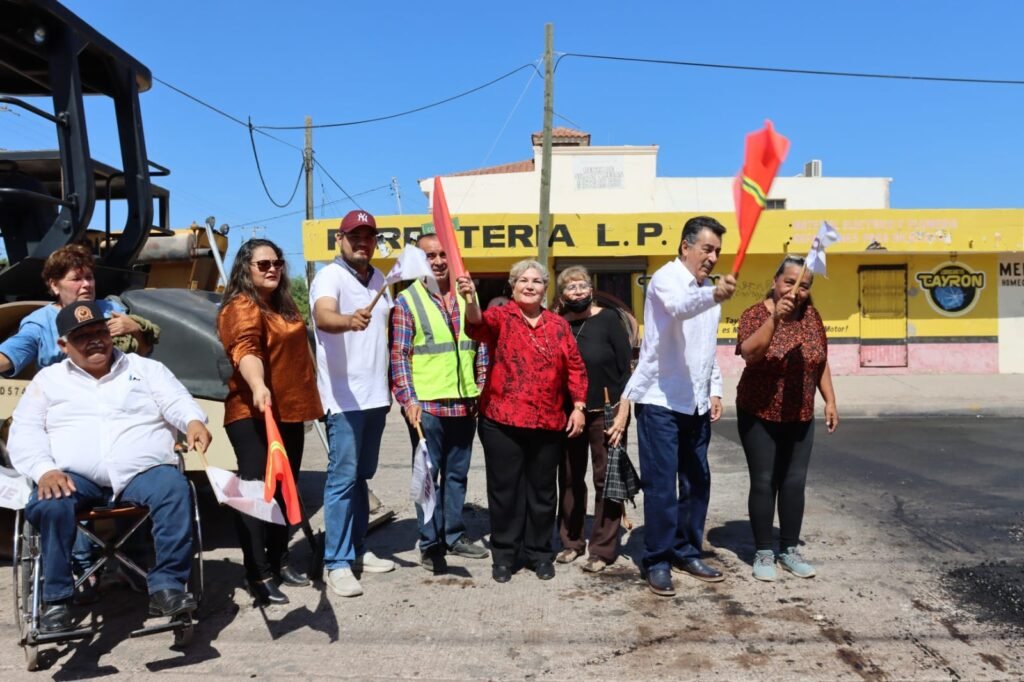 Pone en marcha Lamarque Cano obra de pavimentación en calle Coahuila entre 300 y Nochebuena