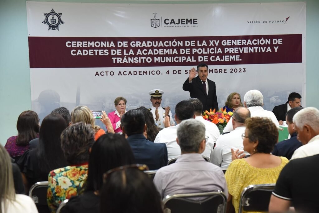 Se gradúa decimoquinta generación de la Academia de la Policía Municipal